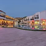 Tropicana Hotel