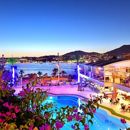 Tropicana Hotel